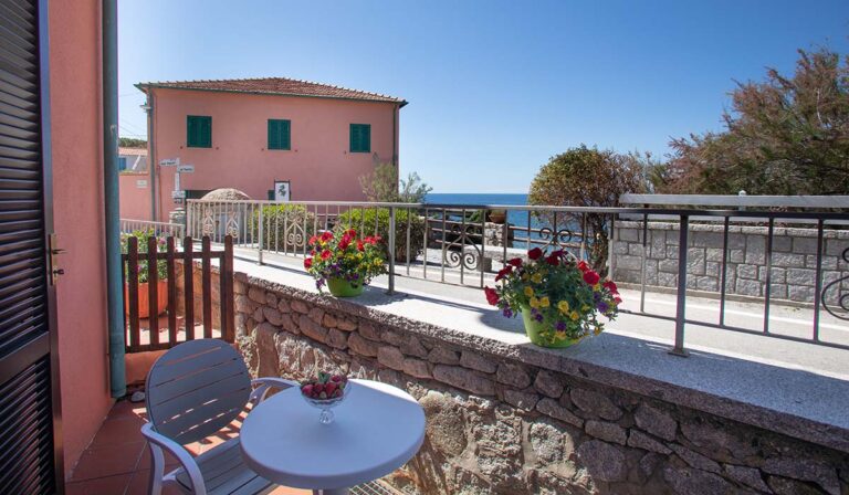 Camera Matrimoniale Standard con patio