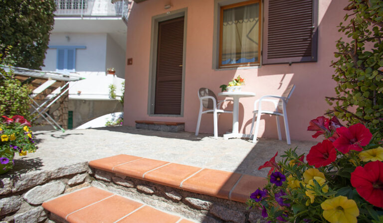 Camera Matrimoniale Standard con patio