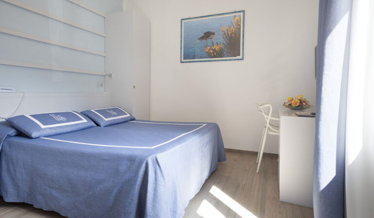 Camera Matrimoniale Standard (senza balcone)