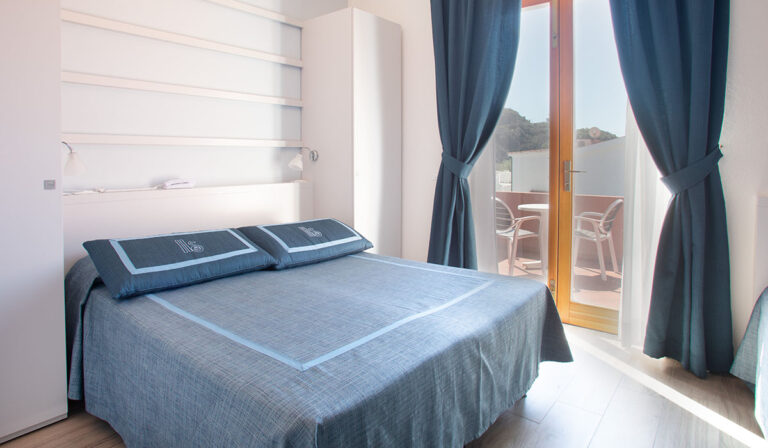 Camera Tripla Comfort con balcone