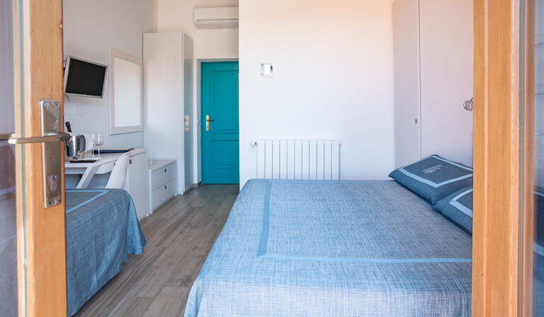 Camera Tripla Comfort con balcone