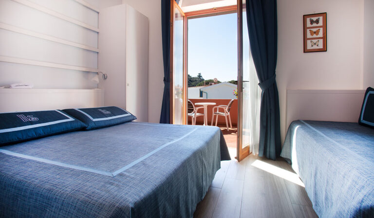 Camera Tripla Comfort con balcone