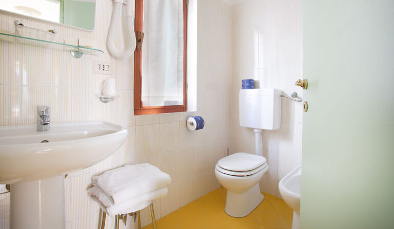 Camera Tripla Comfort con balcone