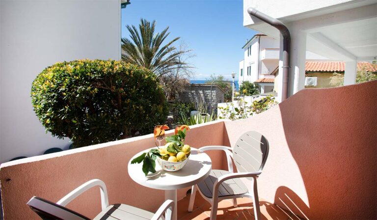 Camera Tripla Comfort con balcone